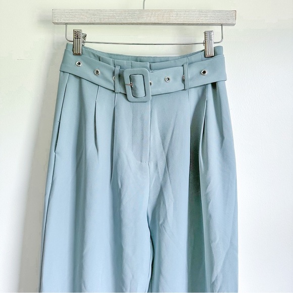 NWT Lulu’s Slate Blue Pleated Belted Pants sz XS - Picture 3 of 4